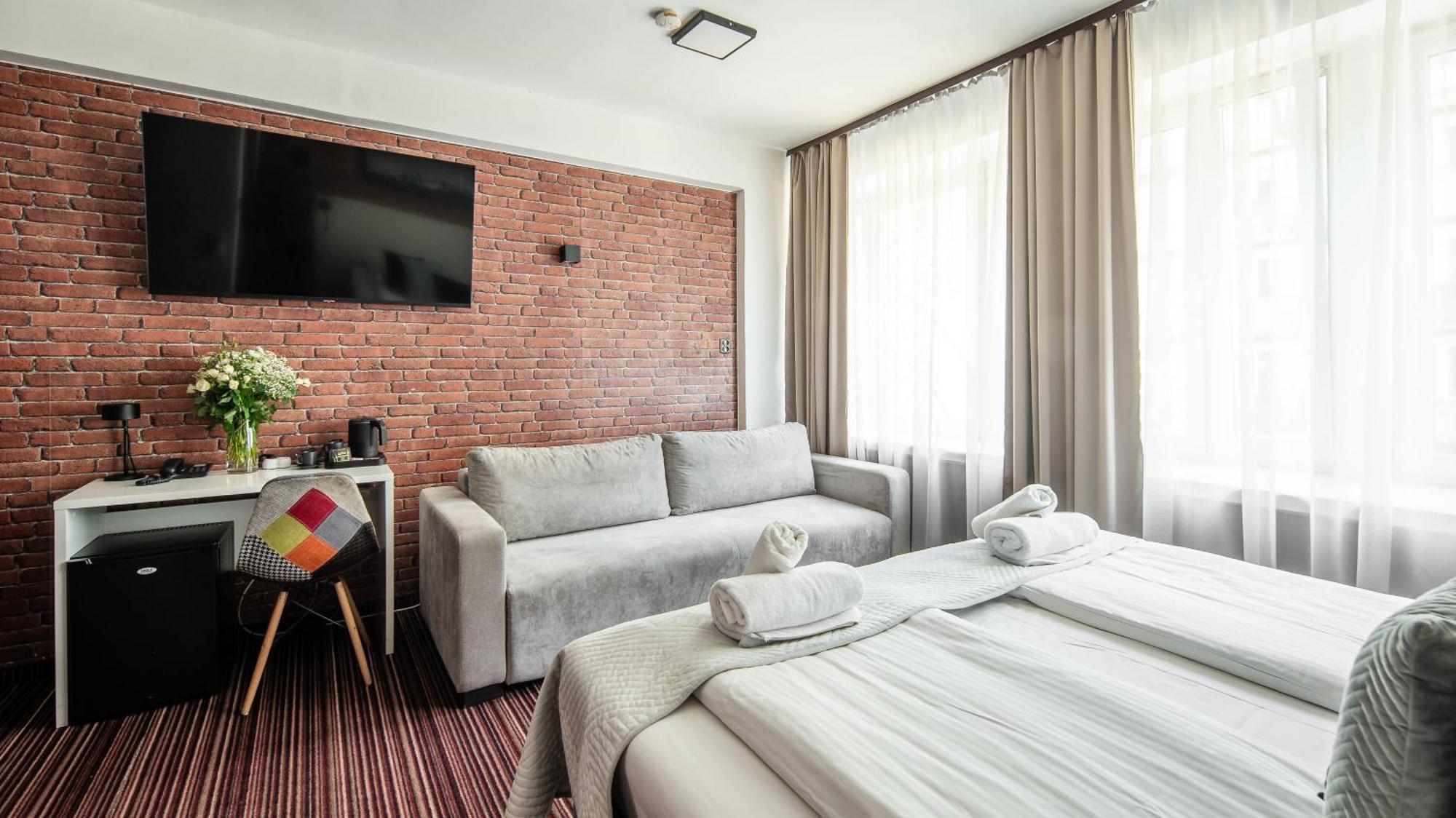 Hotel Delta Krakow Ngoại thất bức ảnh