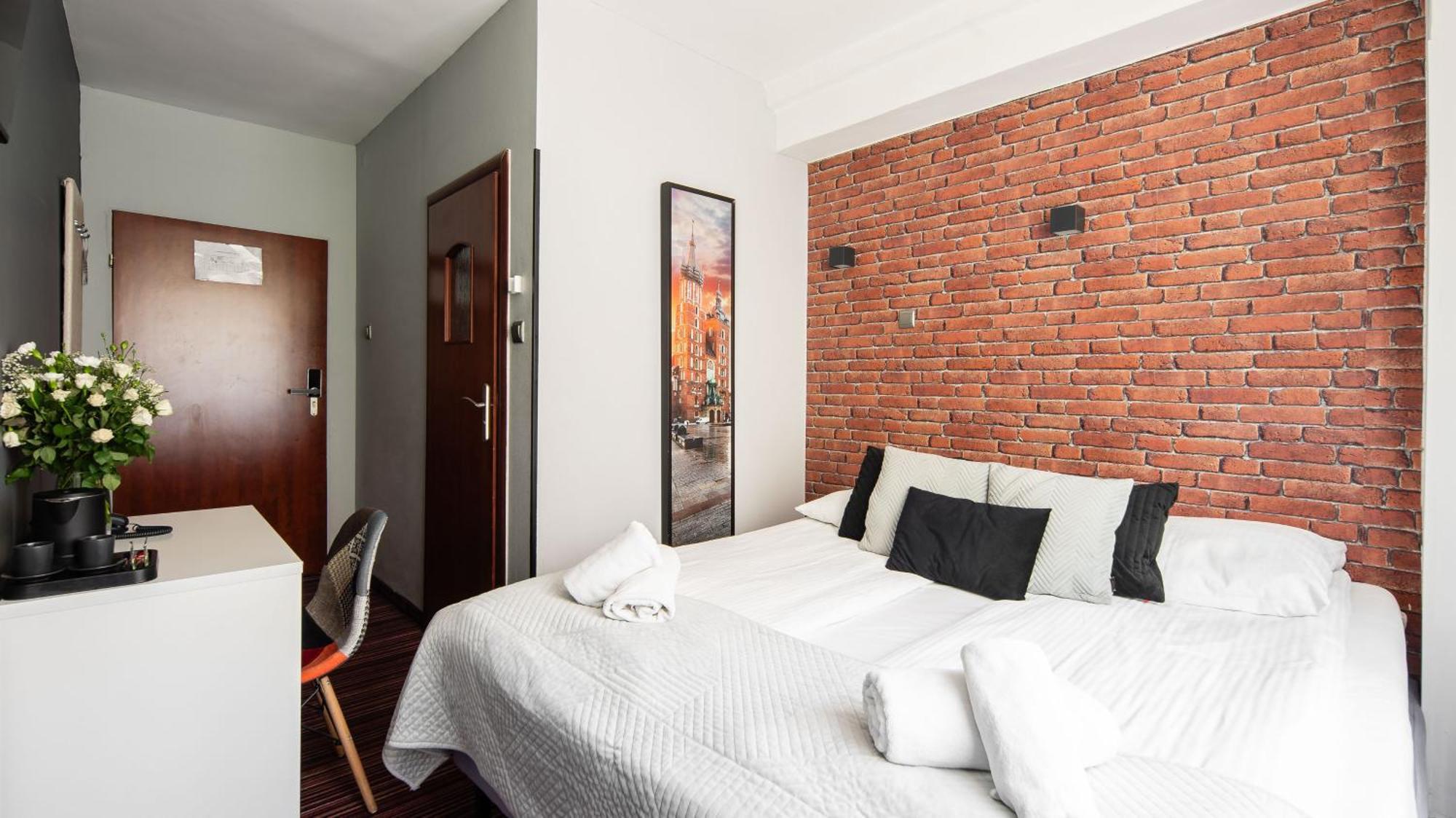 Hotel Delta Krakow Ngoại thất bức ảnh